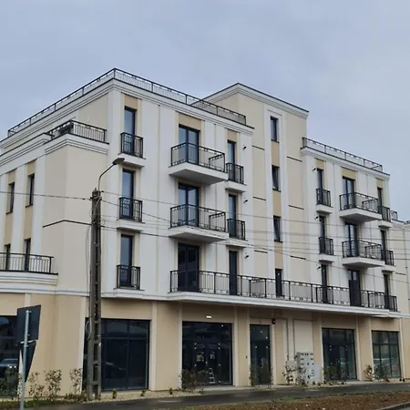 Jafar 11 - Premium 1Br Apartment With Private Balcony *