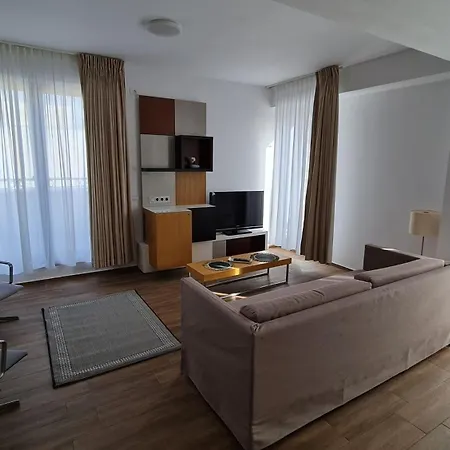 Jafar 11 - Premium 1Br Apartment With Private Balcony