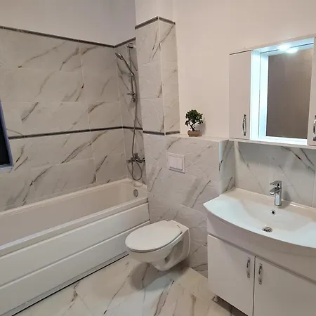 Jafar 11 - Premium 1Br Apartment With Private Balcony Lägenhet *