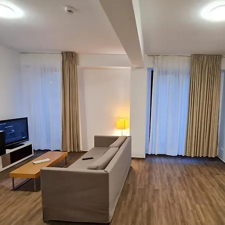 Lägenhet Jafar 11 - Premium 1Br Apartment With Private Balcony Timişoara