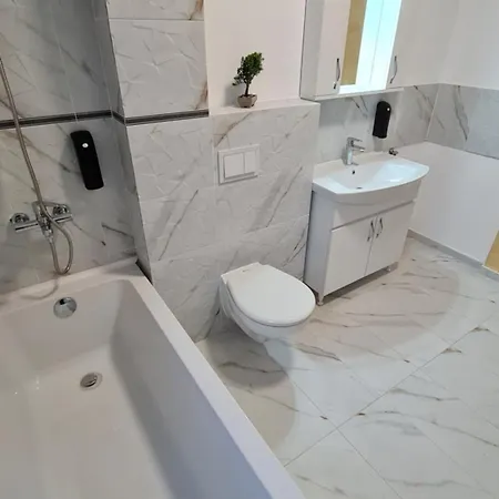 Jafar 11 - Premium 1Br Apartment With Private Balcony *