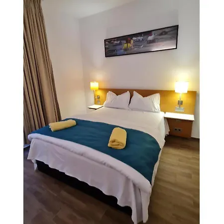 Jafar 11 - Premium 1br With Private Balcony
