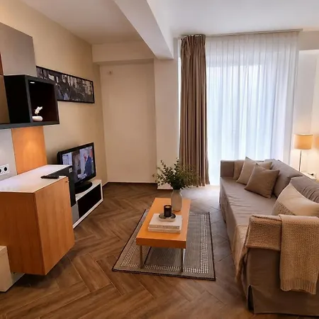 Jafar 11 - Premium 1br With Private Balcony Temesvár